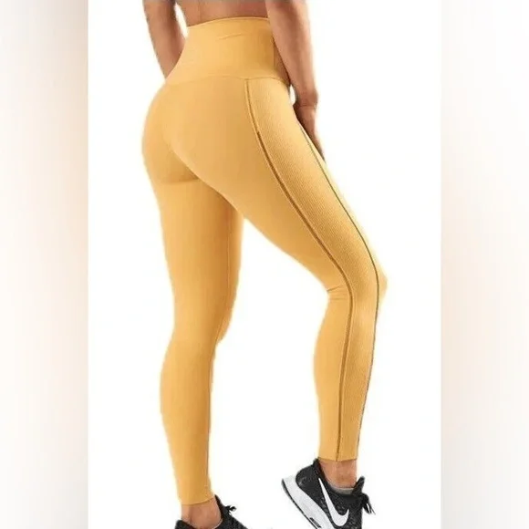 Nike Yoga Luxe Ribbed Leggings - Picture 4 of 14